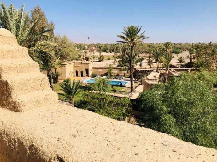 فندق Dar Es Salam سكورة المظهر الخارجي الصورة